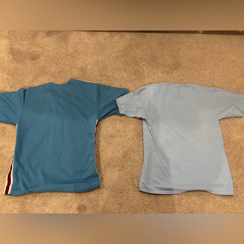 Nike powder blue Phillies jersey and light blue Bryce Harper t shirt - Picture 3 of 4